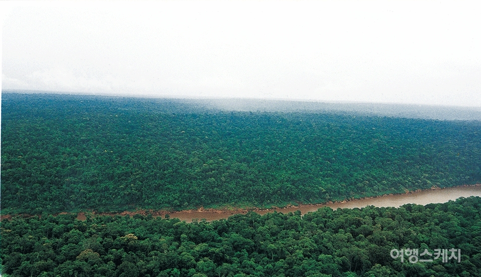이과수 강이 흐르는 대평원. 2004년 4월. 사진 / 이명구 여행전문가