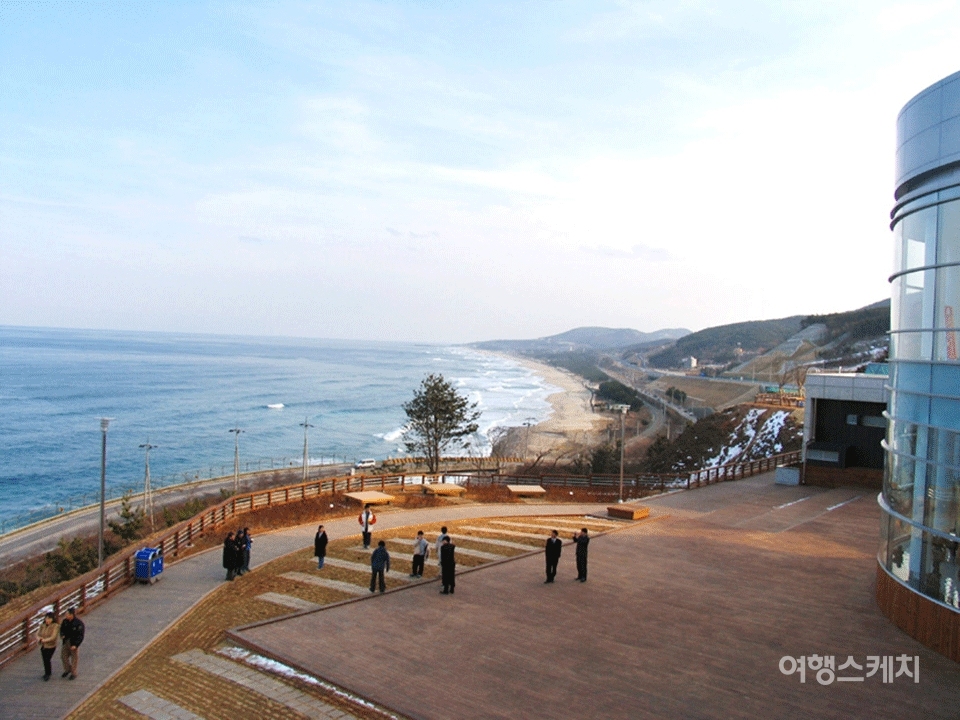 옥계 휴게소의 해맞이 공원. 2005년 3월. 사진 / 김진용 기자