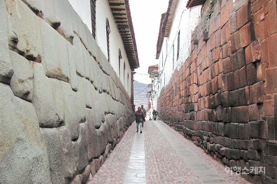 공새미 가족 사물놀이 세계 기행] 잉카 최후의 도시 페루 마추픽추 사라진 제국과 잉카인들의 영혼을 위한 진혼굿 - 여행스케치