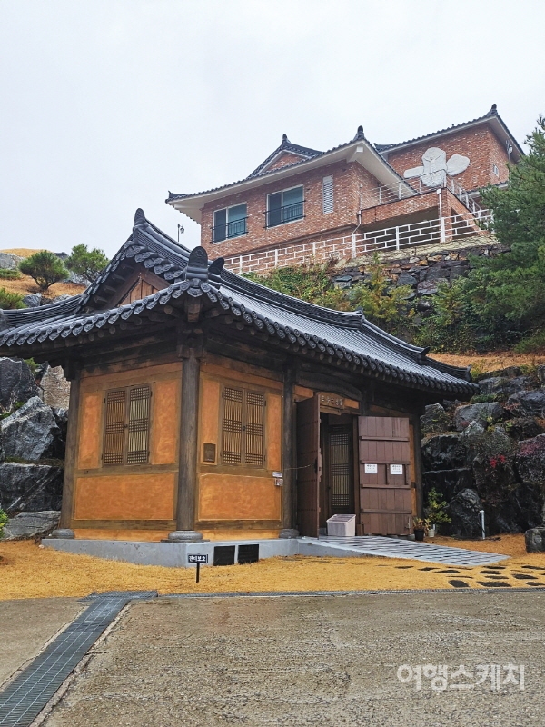 김범우 순교자 묘역 및 성지는 밀양군 삼랑진읍 용전리에 있다. 사진 / 박상대 기자