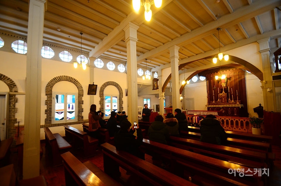 성당 내부는 1900년대 초의 모습이 고스란히 남아있다. 사진 / 노규엽 기자