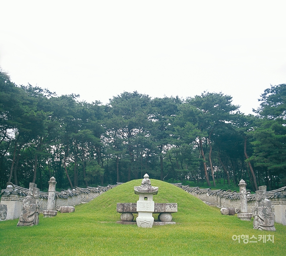 정순왕후의 쉼터, 사릉. 2003년 9월. 사진 / 박상대 기자