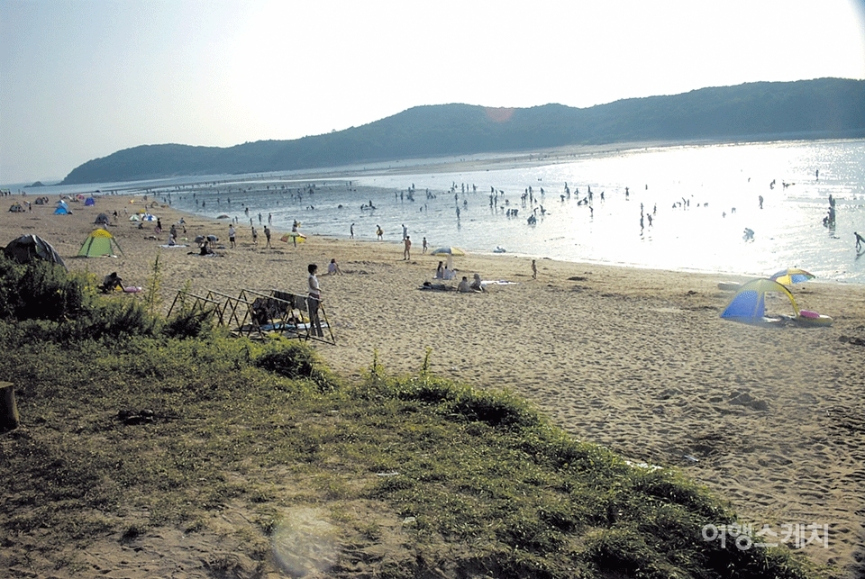 하나개 해수욕장. 2003년 10월. 사진 / 강미경 객원기자