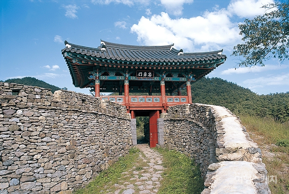 담양의 금성산성의 모습. 2003년 11월. 사진 / 박상대 기자