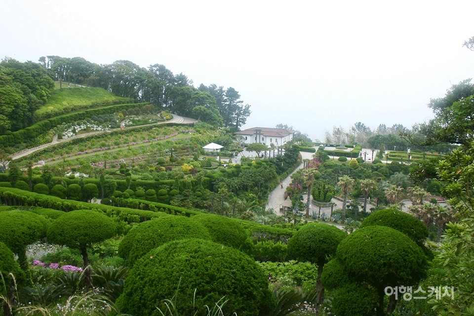 아름다운 정원이 있는 섬, 외도. 2005년 7월. 사진 / 김정민 기자